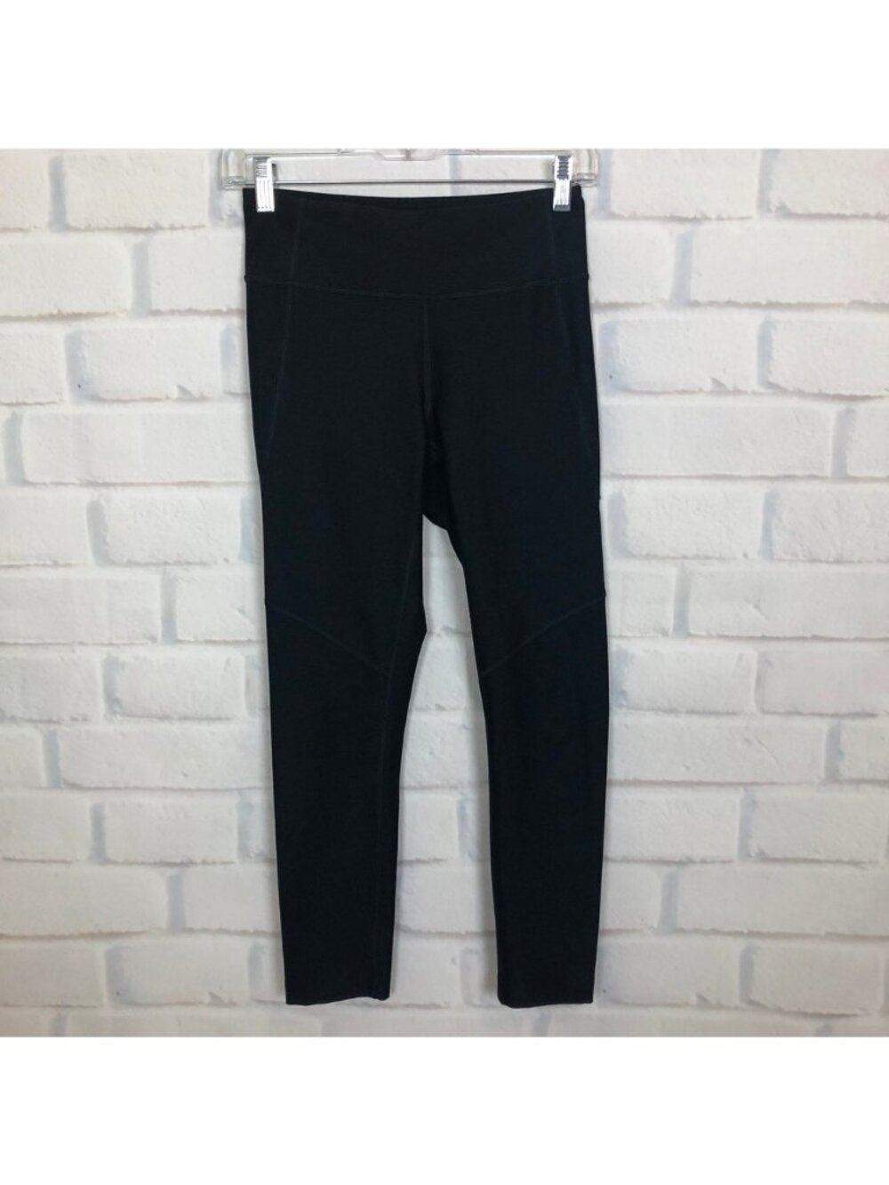 Outdoor Voices Black Crop Leggings Size S